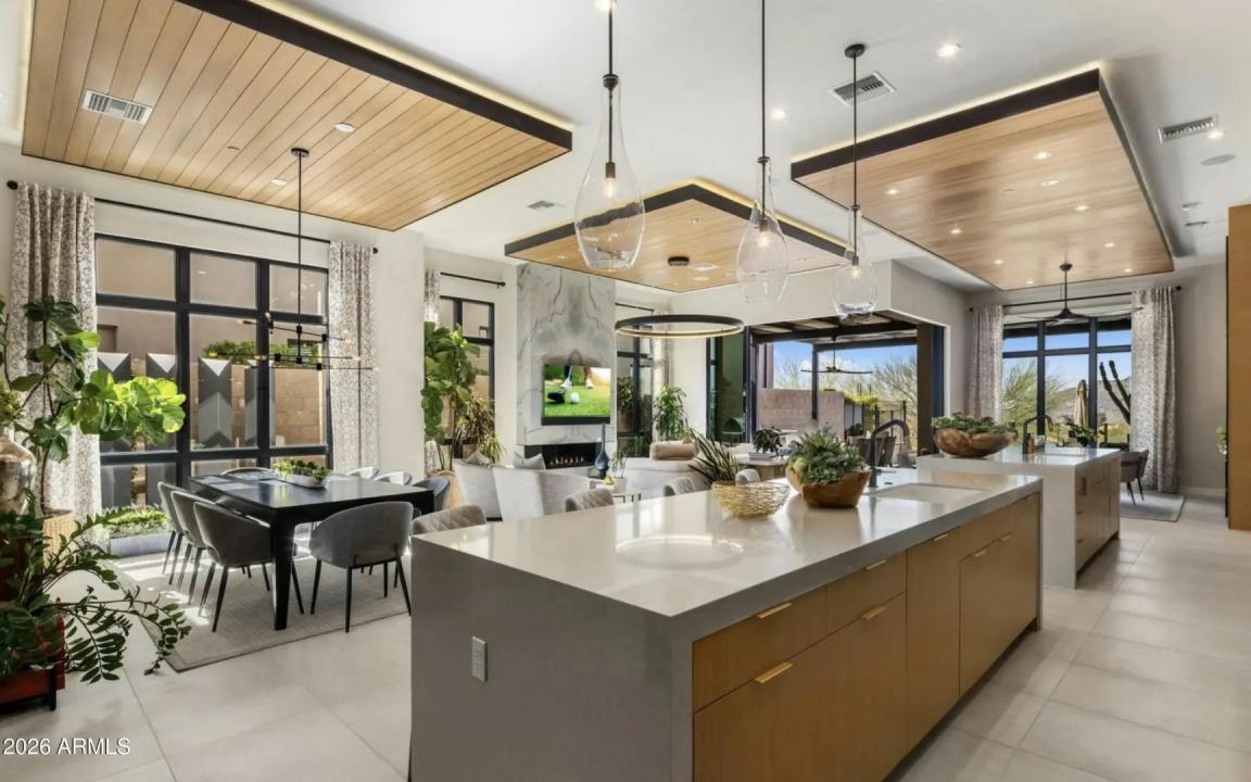 Real Estate Picture 1