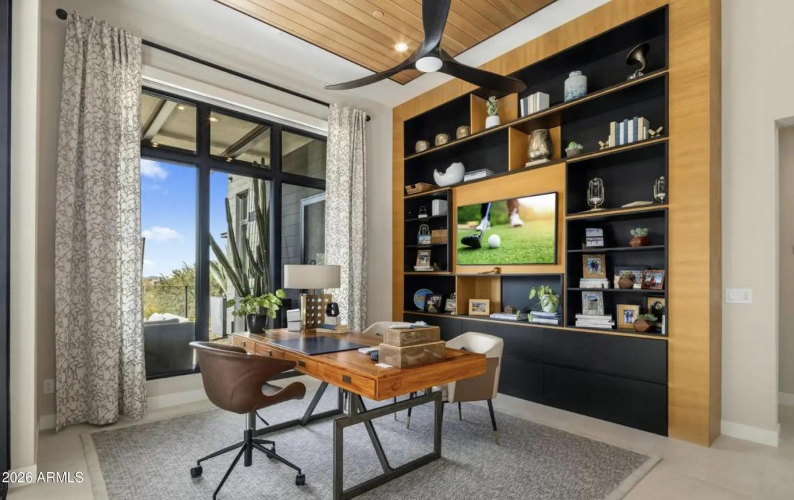 Real Estate Picture 12