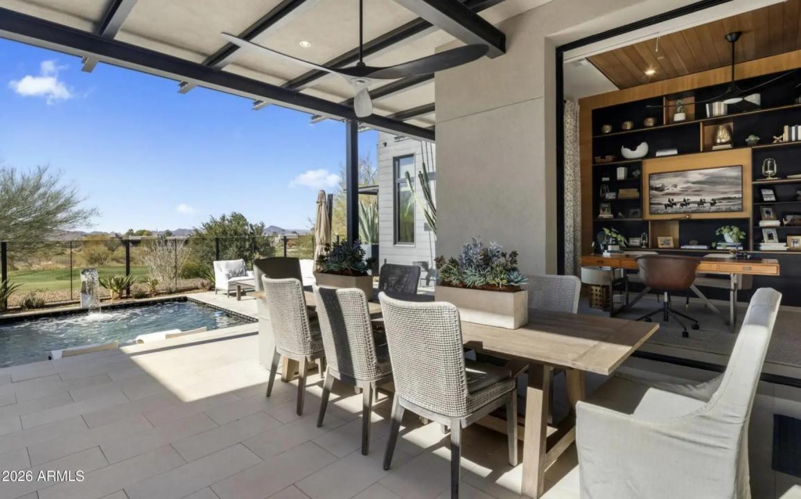 Real Estate Picture 22