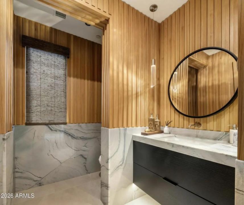 Real Estate Picture 21