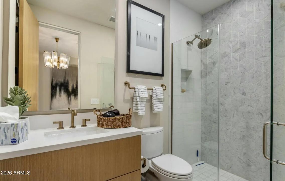 Real Estate Picture 20