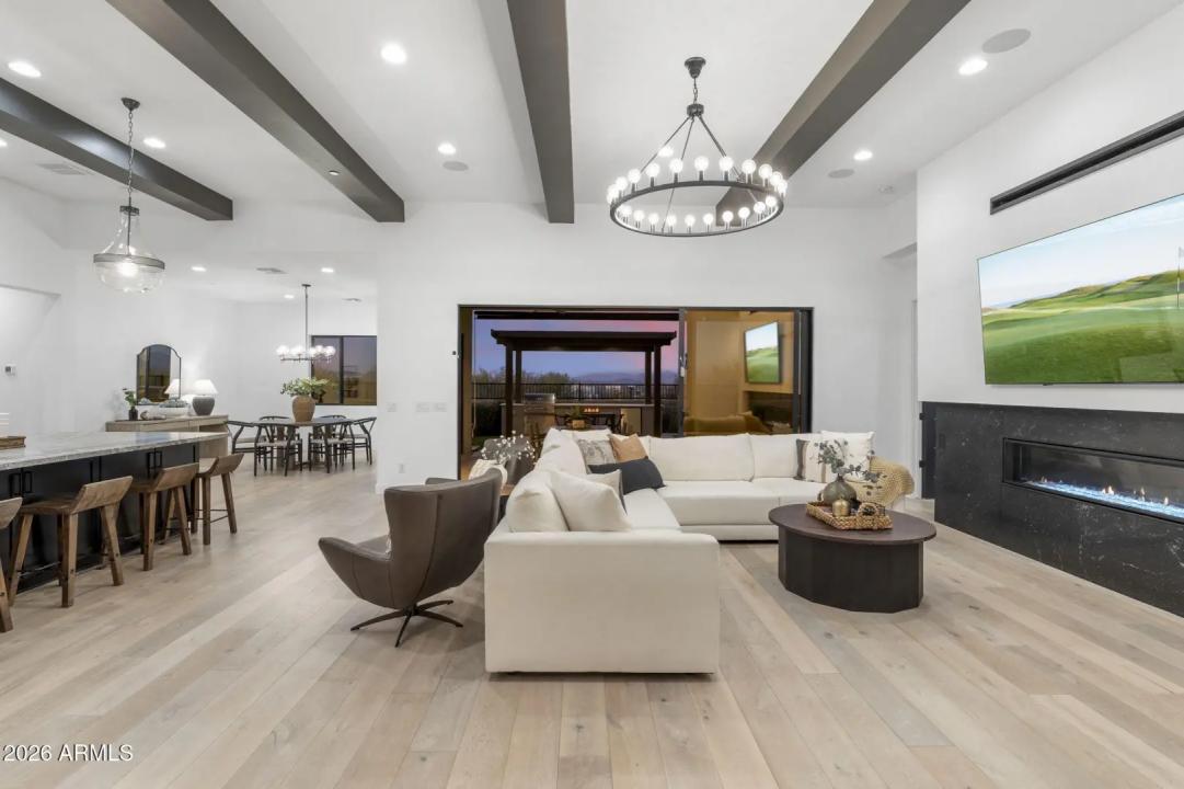 Real Estate Picture 26