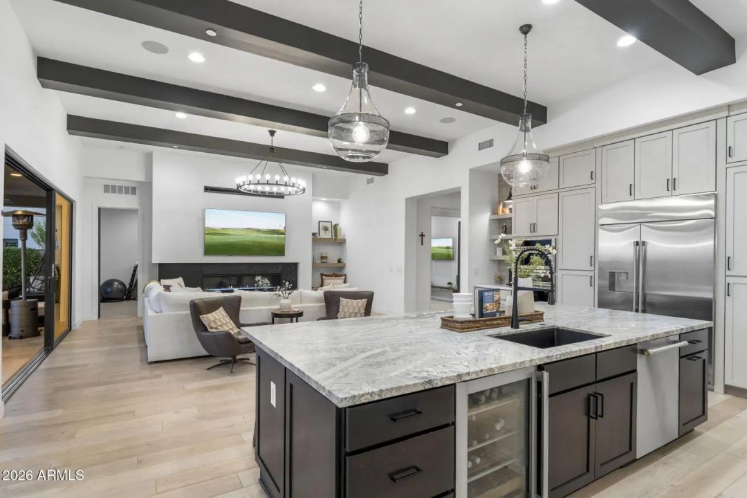 Real Estate Picture 32