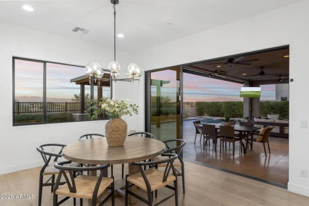 Real Estate Picture 33