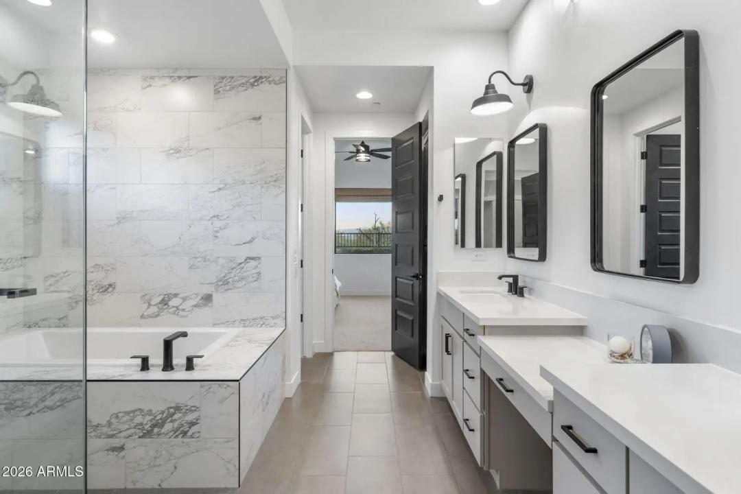 Real Estate Picture 40