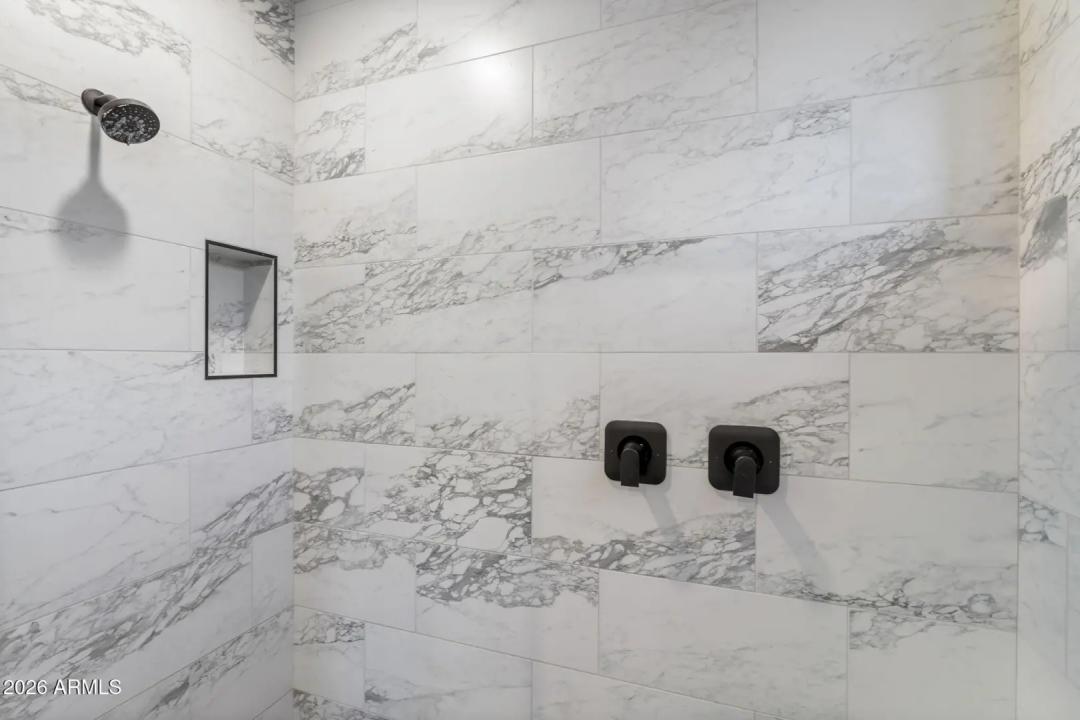 Real Estate Picture 41