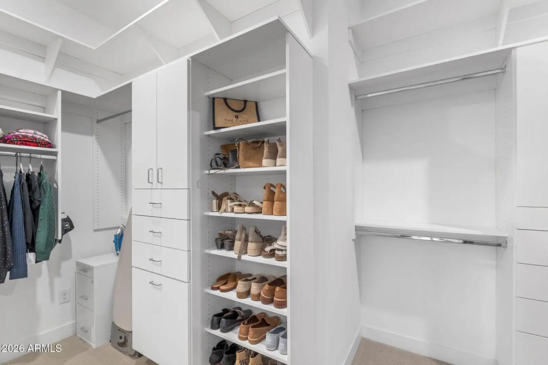 Real Estate Picture 42