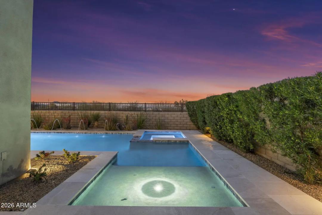 Real Estate Picture 85