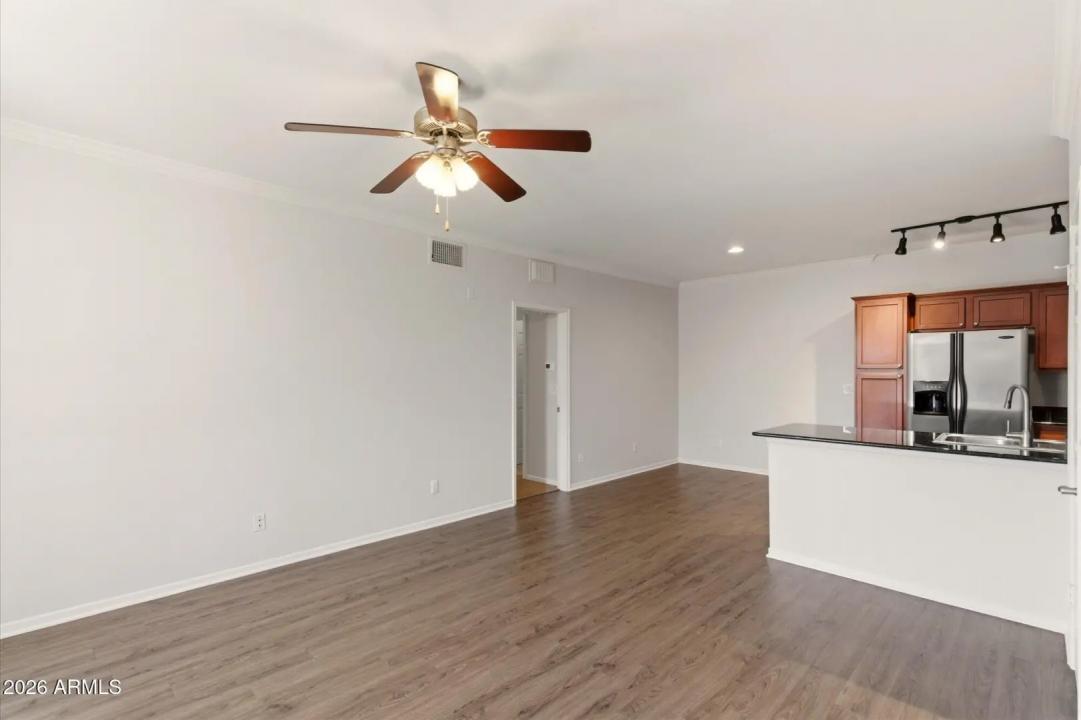 Real Estate Picture 10