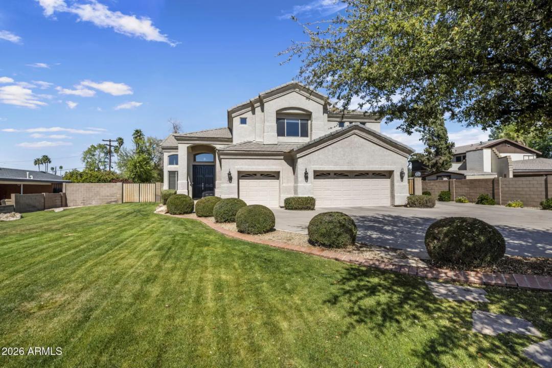 320 E MARYLAND Avenue Phoenix AZ 85020