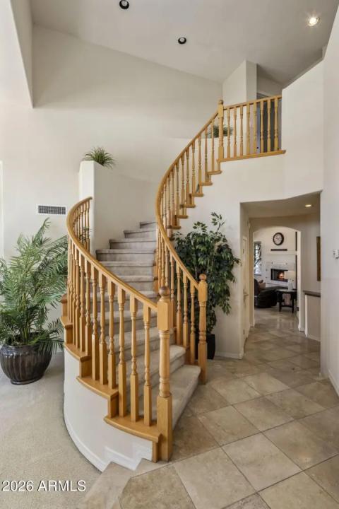 Real Estate Picture 17