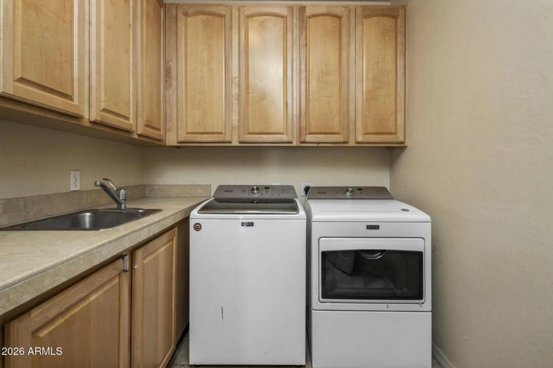 Real Estate Picture 39