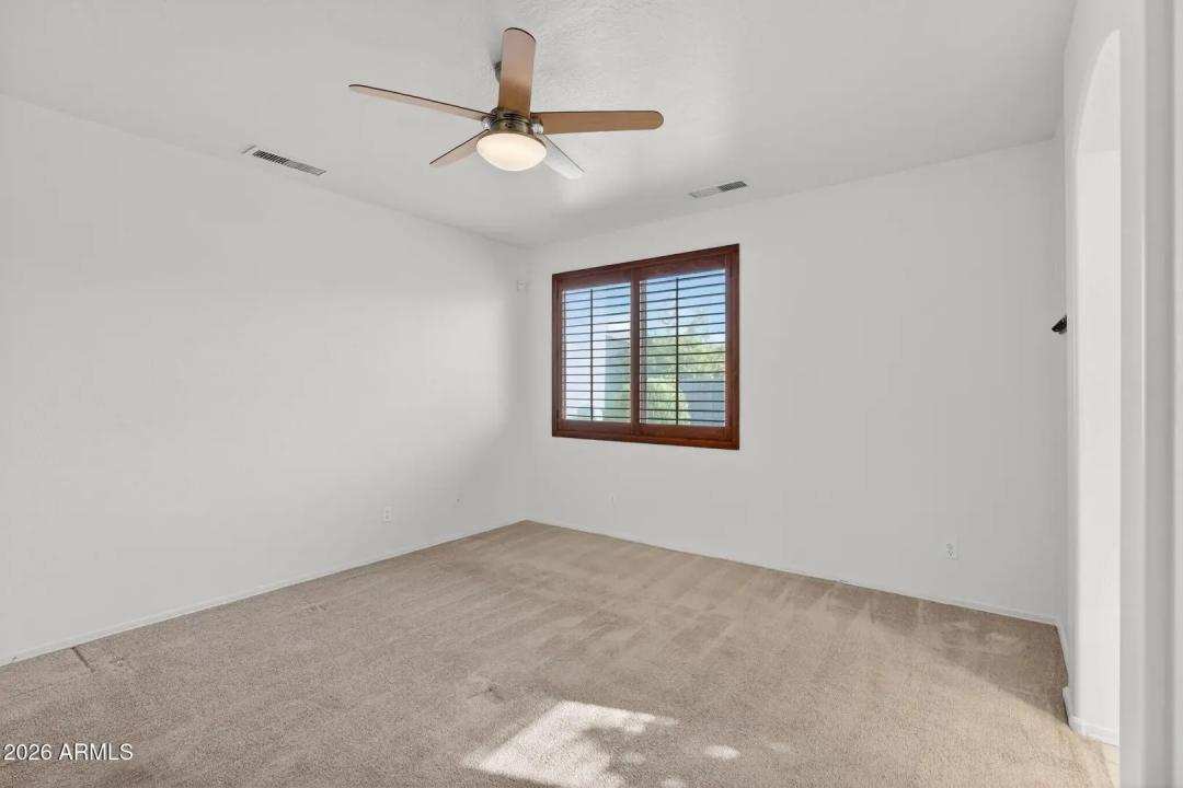 Real Estate Picture 20