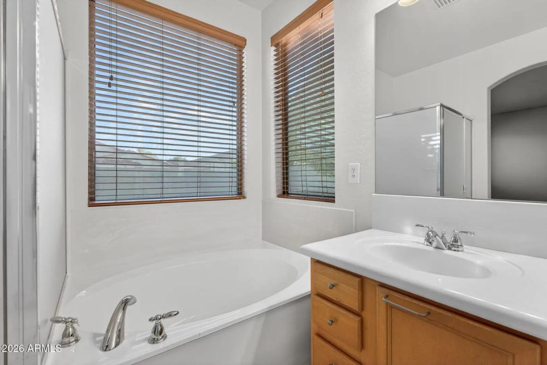 Real Estate Picture 23