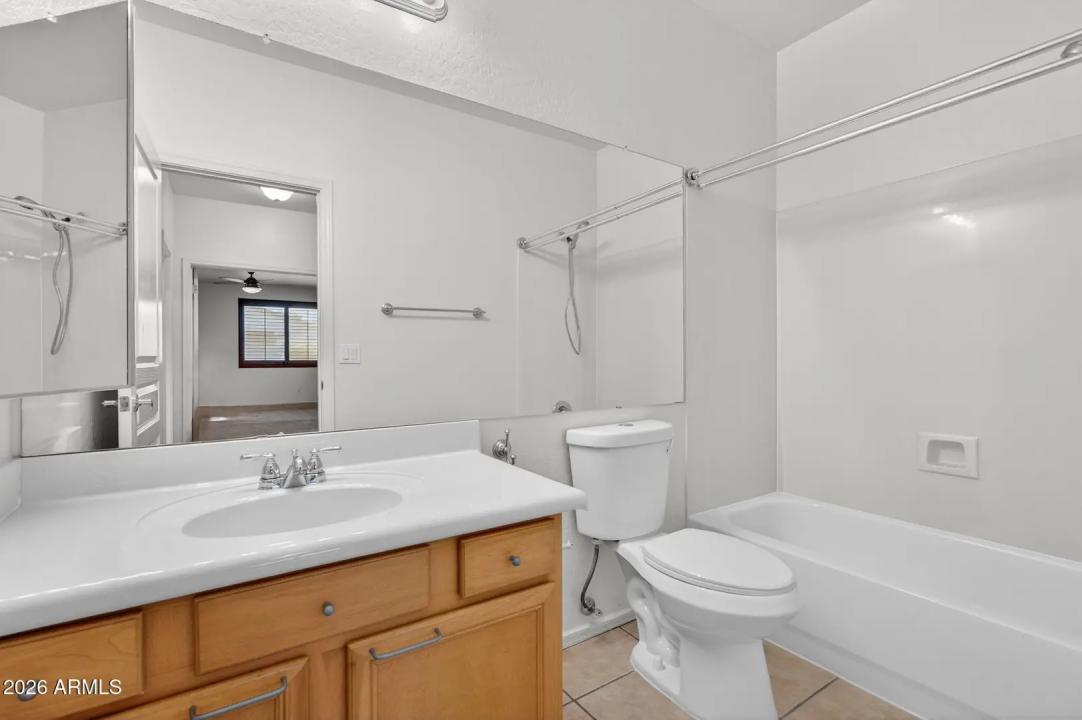 Real Estate Picture 33