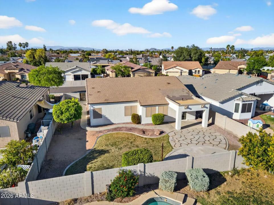 Real Estate Picture 52