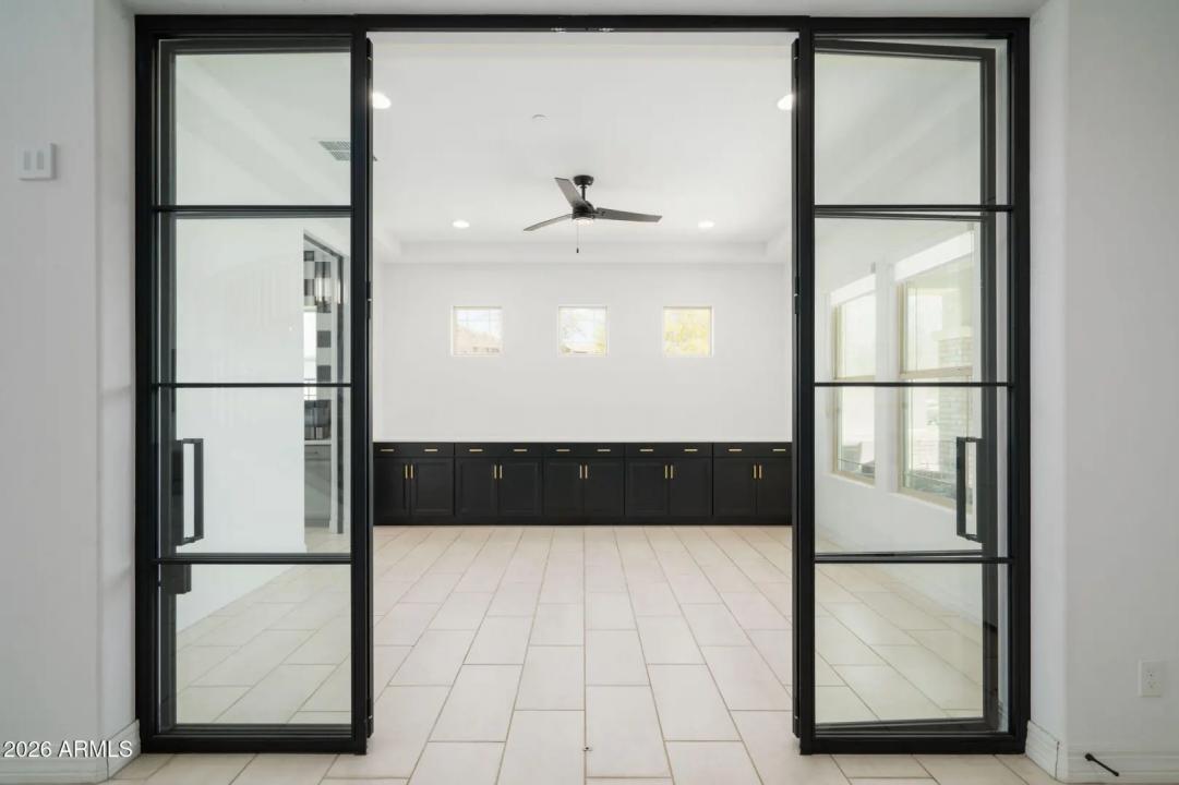 Real Estate Picture 13