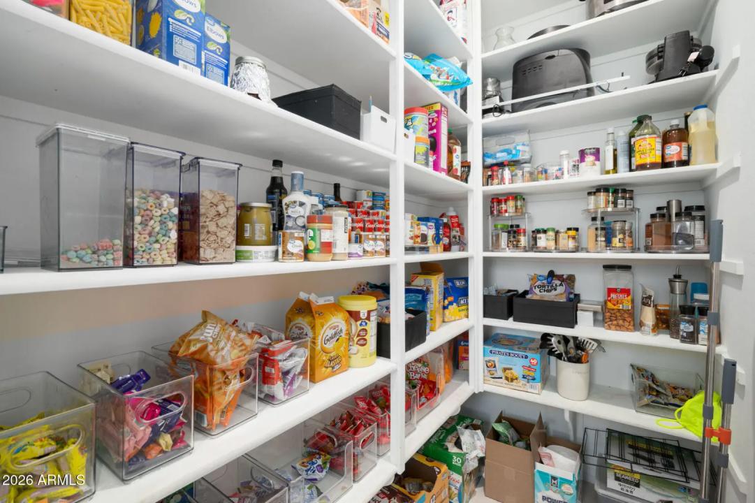 Real Estate Picture 12