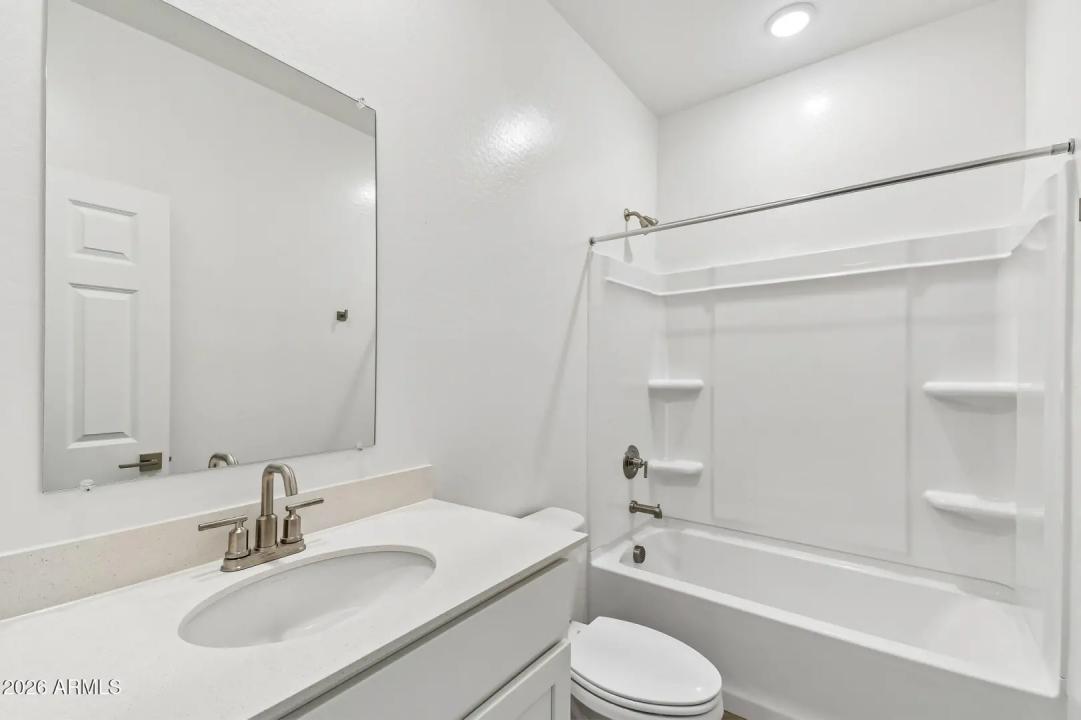 Real Estate Picture 13