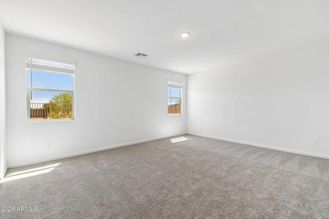 Real Estate Picture 20