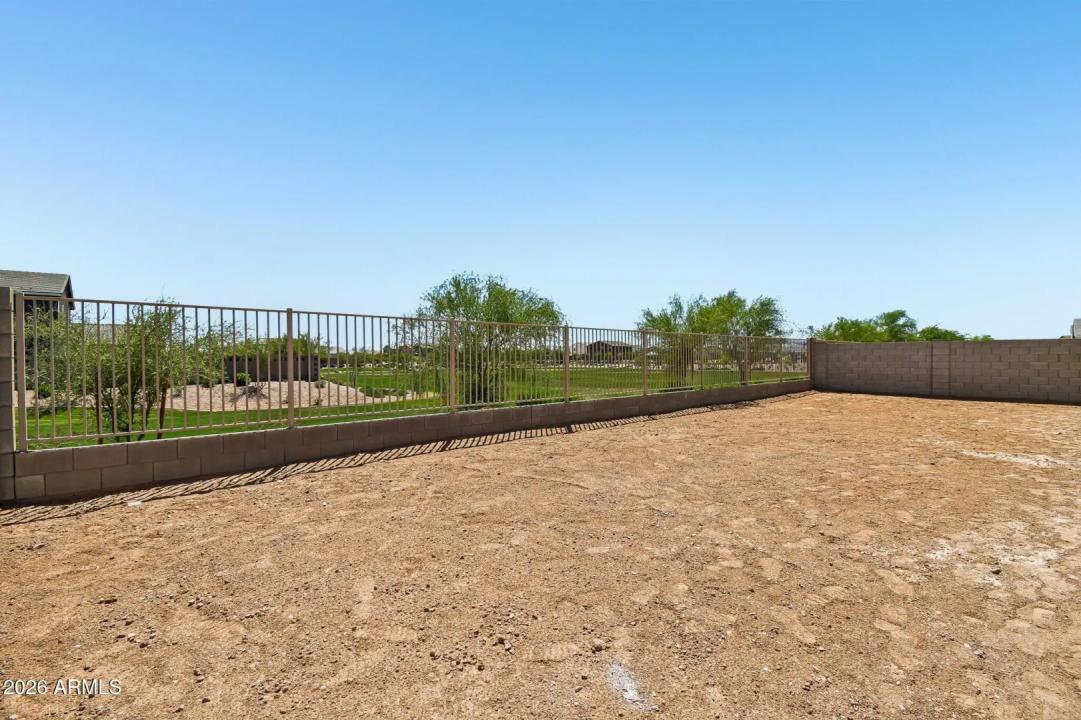 Real Estate Picture 29
