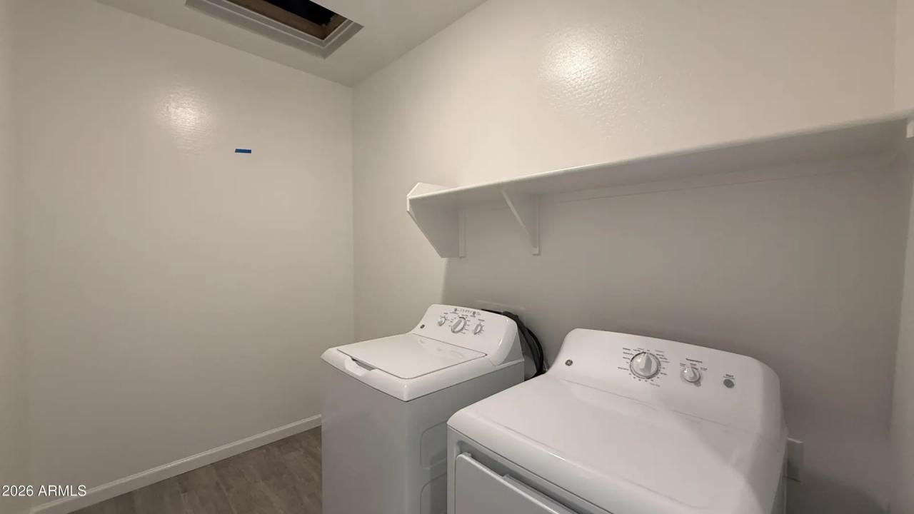 Real Estate Picture 19