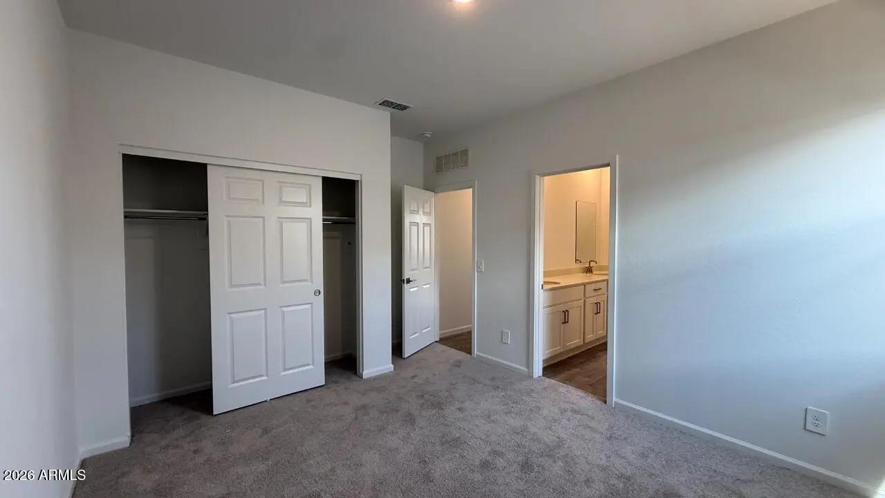 Real Estate Picture 15