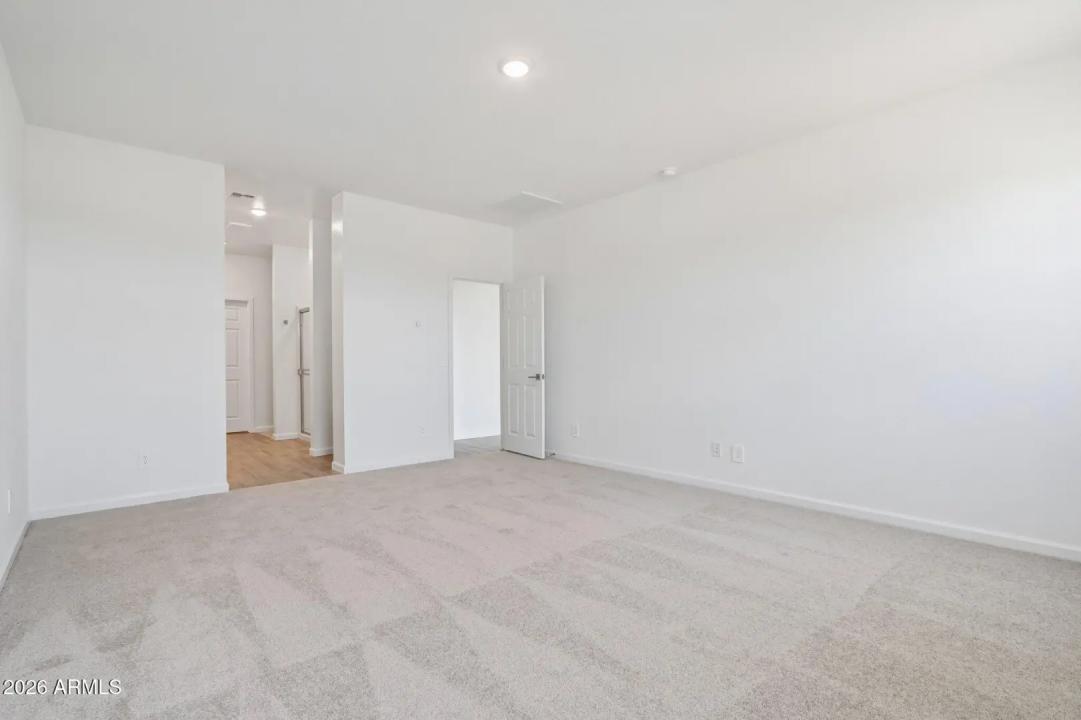 Real Estate Picture 19