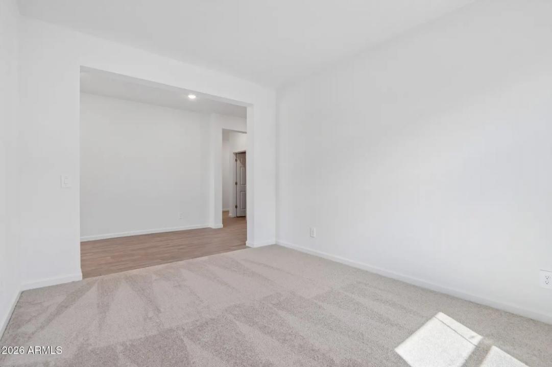 Real Estate Picture 25
