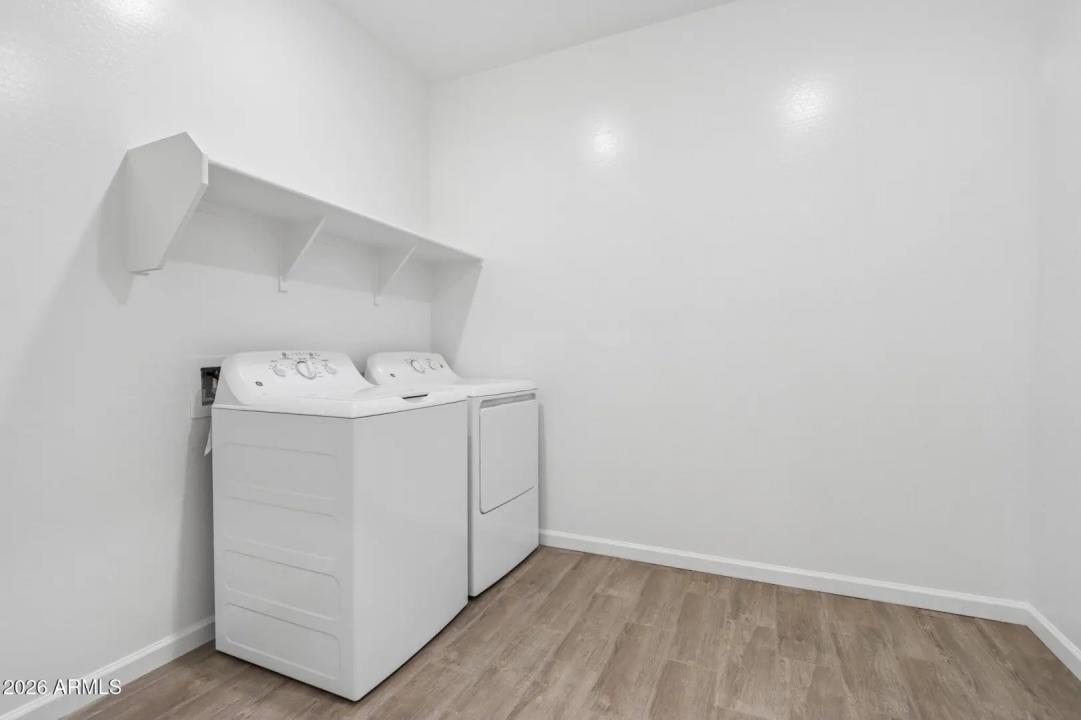 Real Estate Picture 27