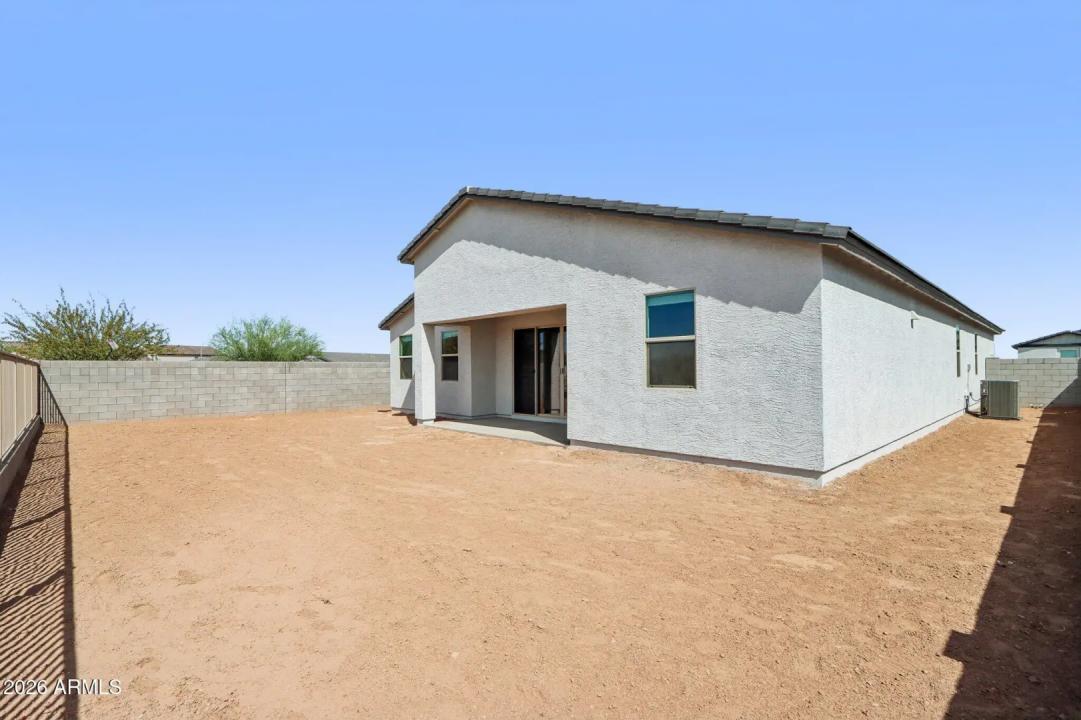 Real Estate Picture 38