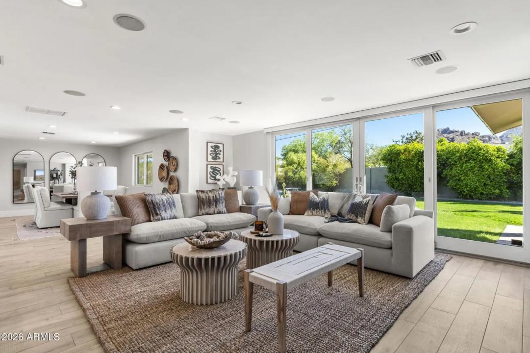 Real Estate Picture 2