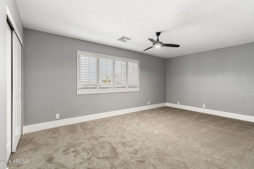 Real Estate Picture 22