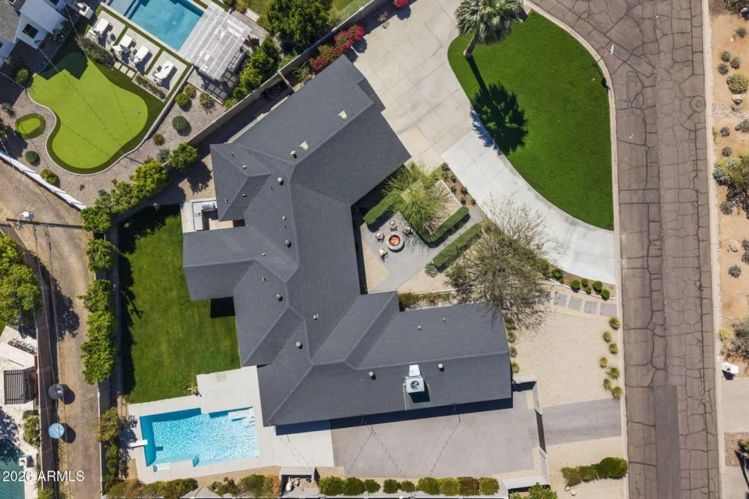 Real Estate Picture 34