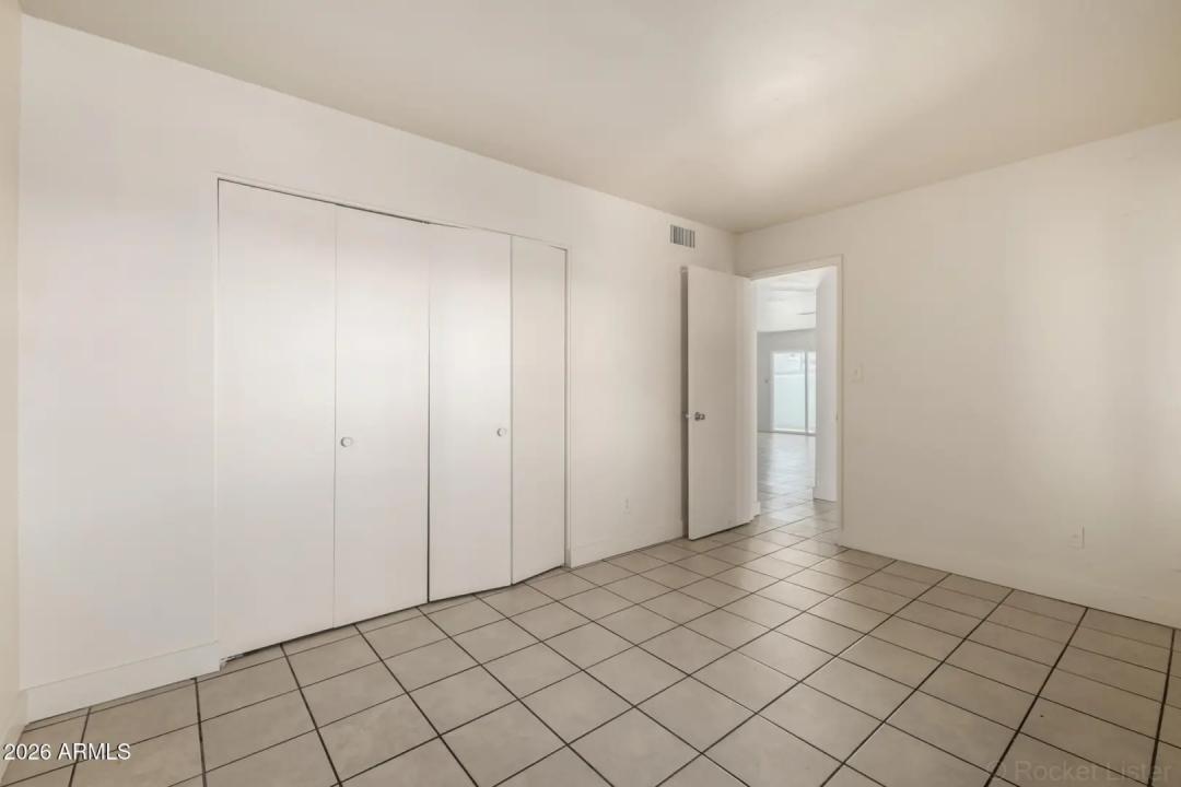 Real Estate Picture 21