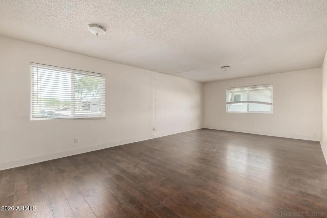 Real Estate Picture 53