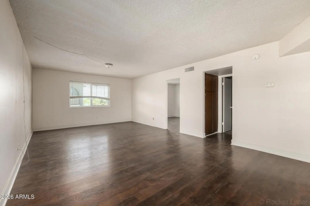 Real Estate Picture 54