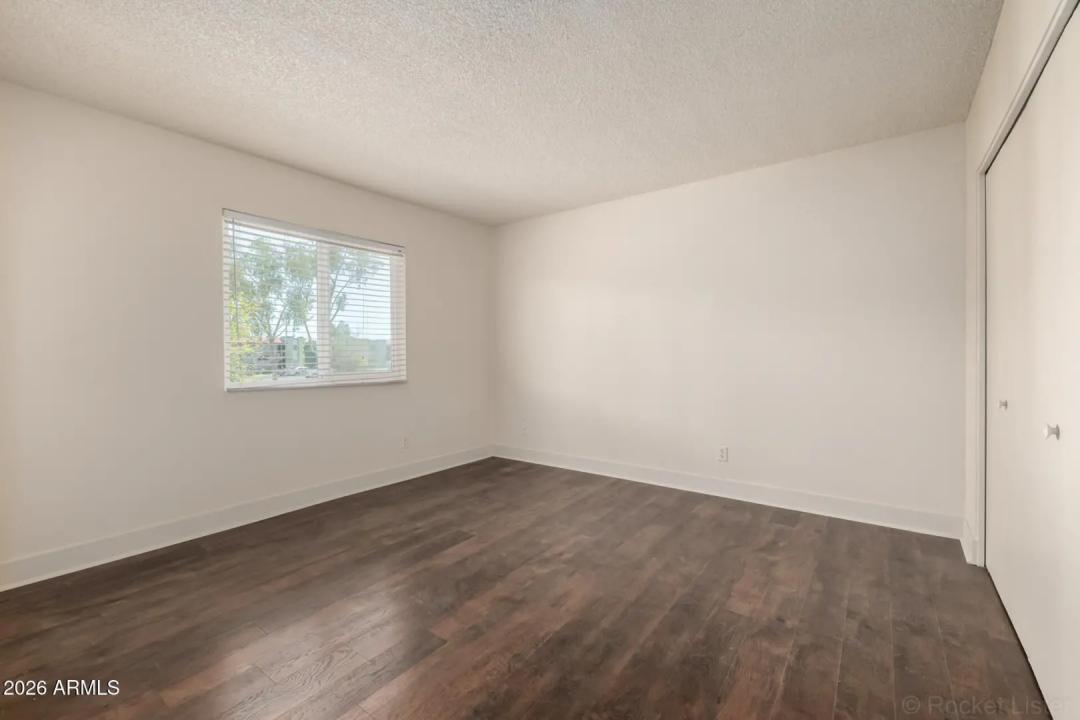 Real Estate Picture 62