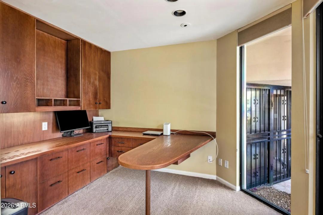 Real Estate Picture 17