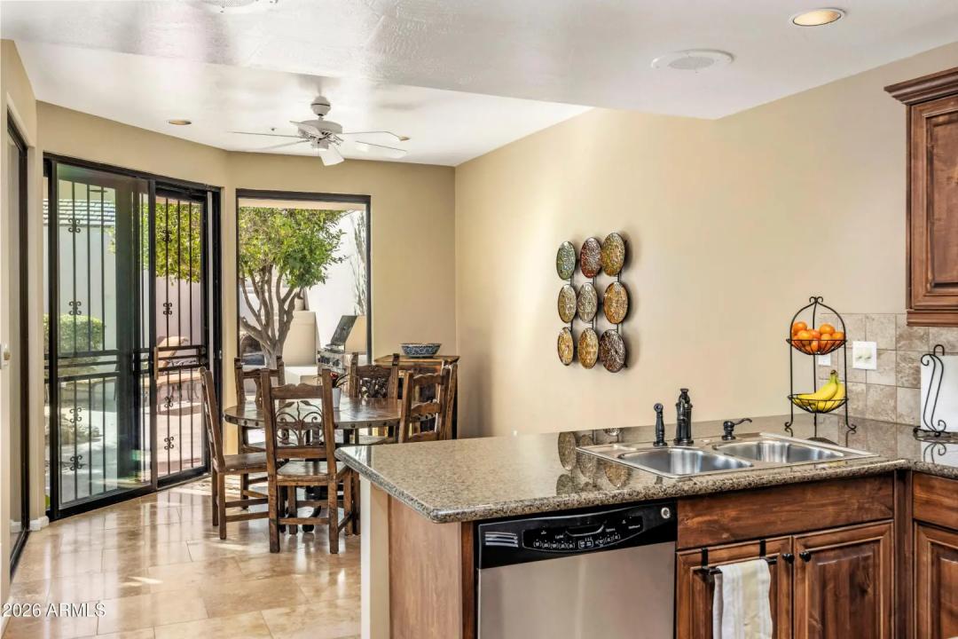 Real Estate Picture 37