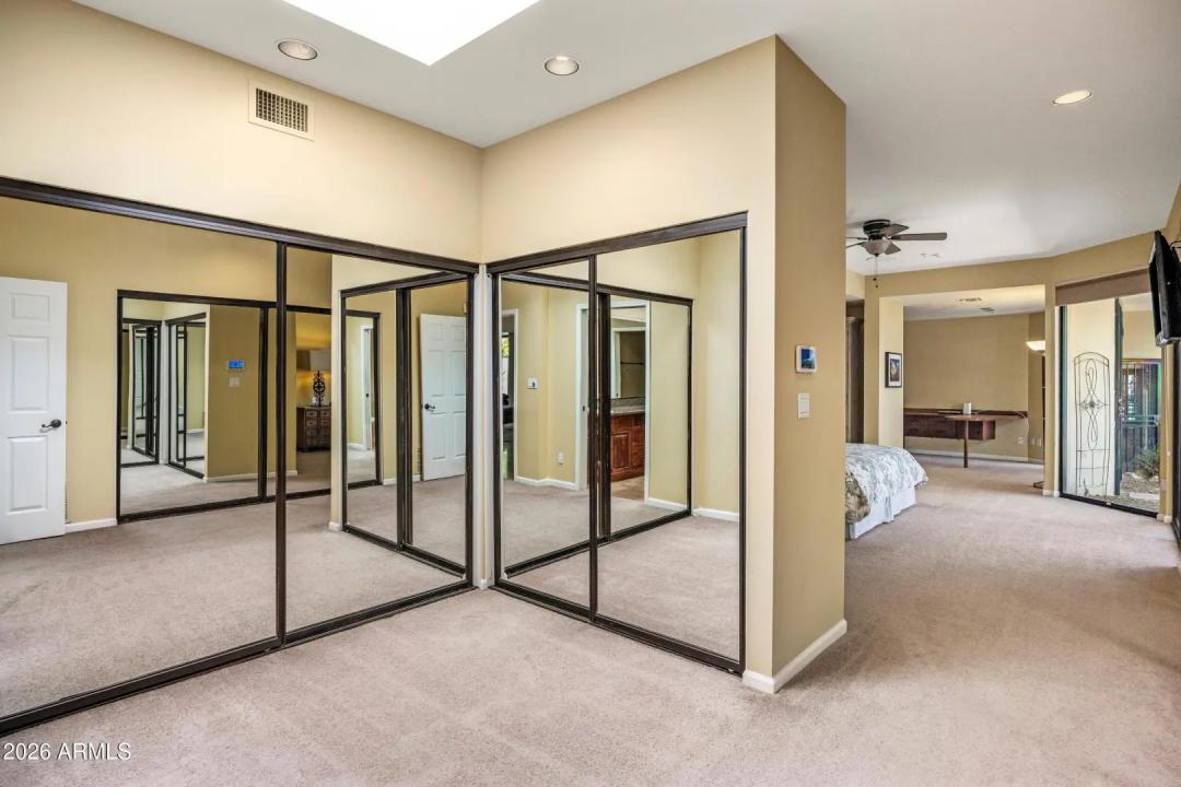 Real Estate Picture 16