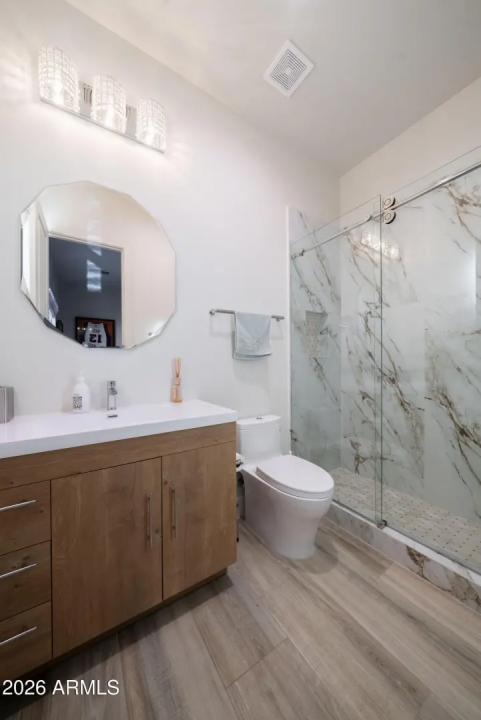 Real Estate Picture 86