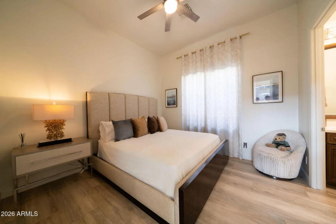 Real Estate Picture 112