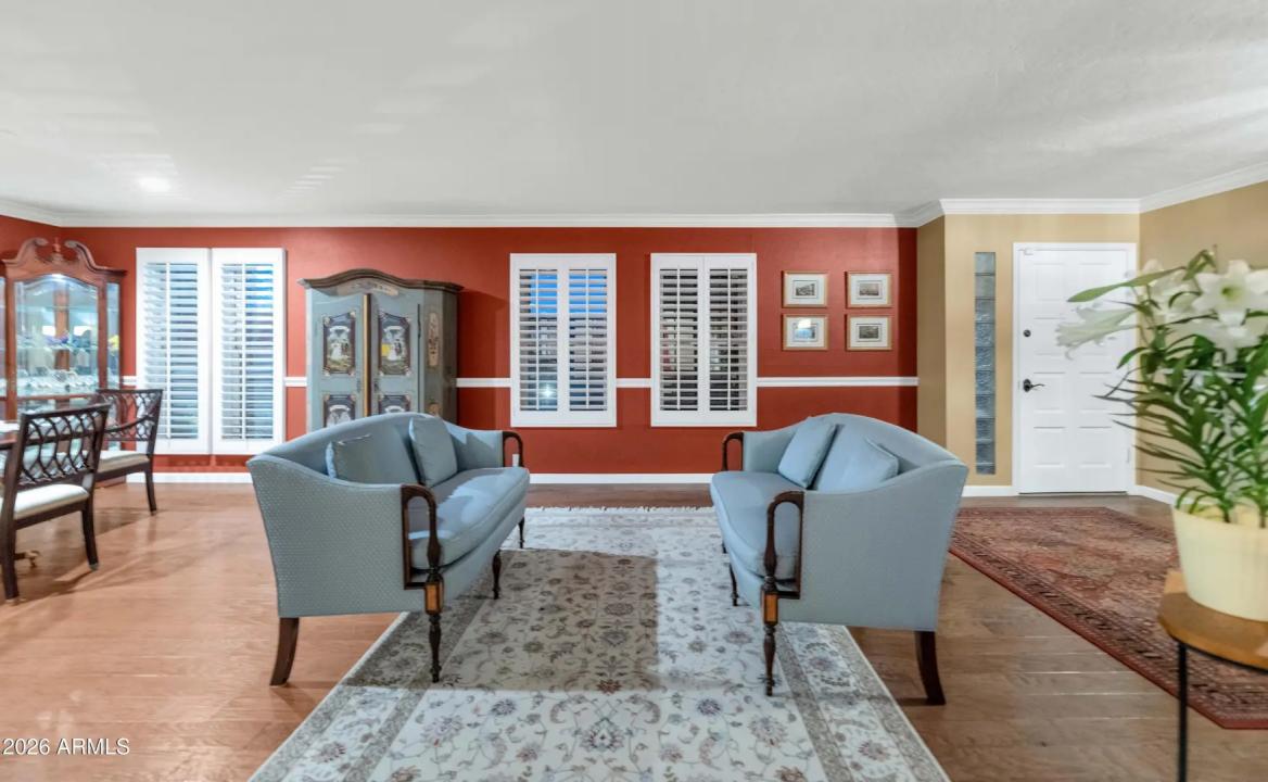 Real Estate Picture 13