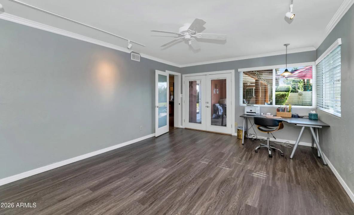 Real Estate Picture 21