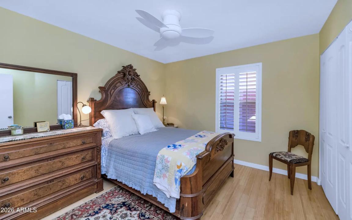 Real Estate Picture 22