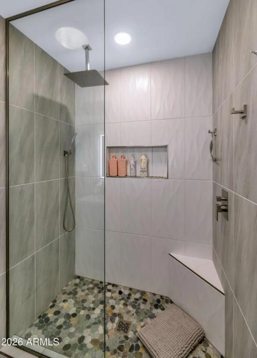 Real Estate Picture 27