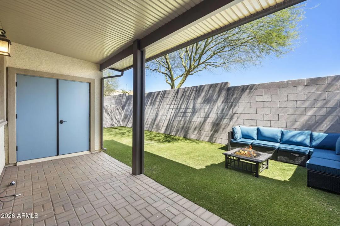 Real Estate Picture 10