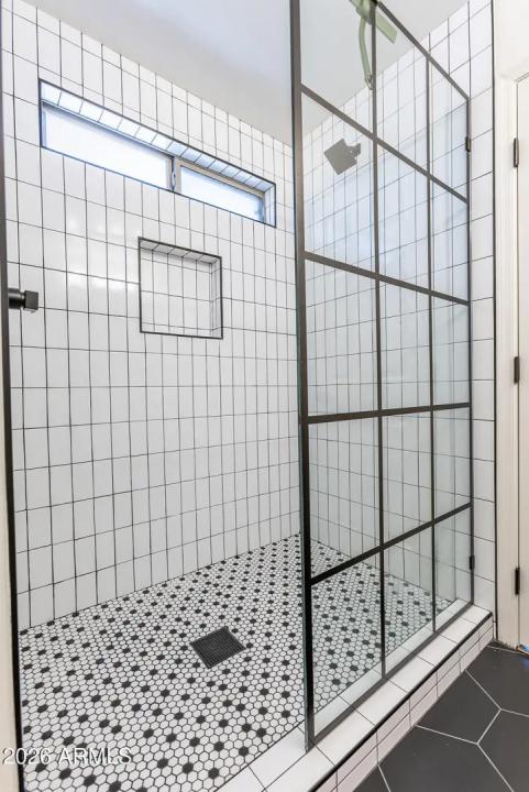 Real Estate Picture 31