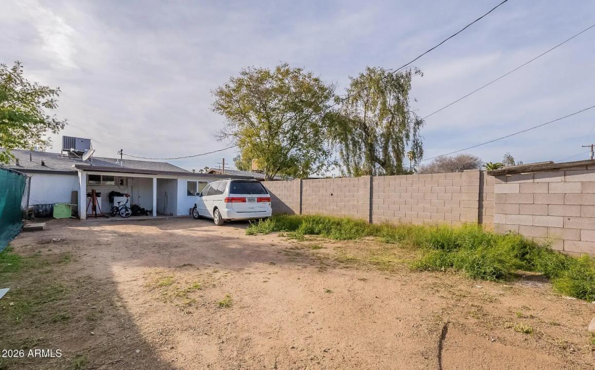 Real Estate Picture 25